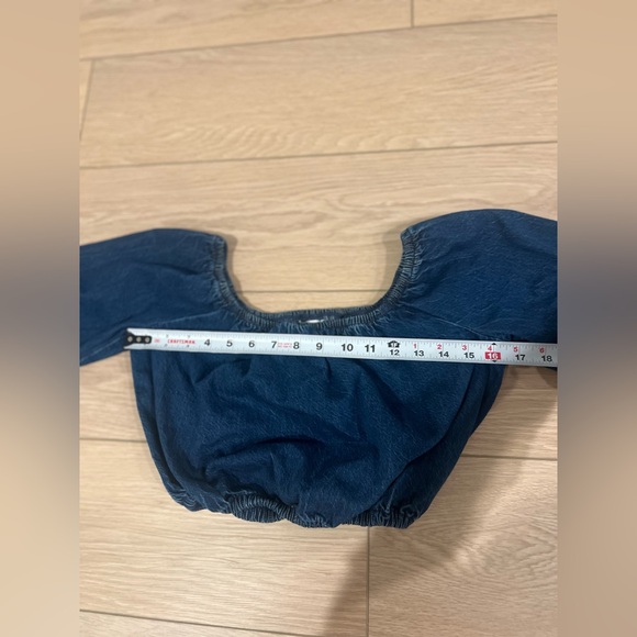 American eagle cropped smocked denim top size xs - Picture 8 of 11